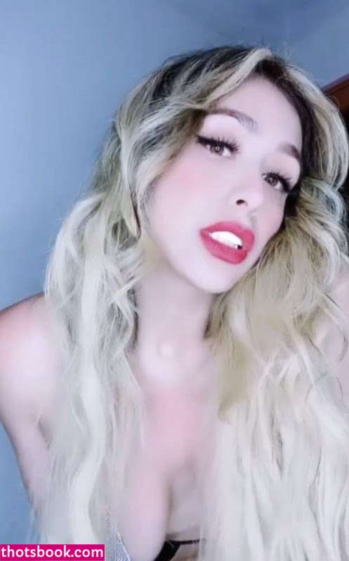 Fatima Segovia Photo #9