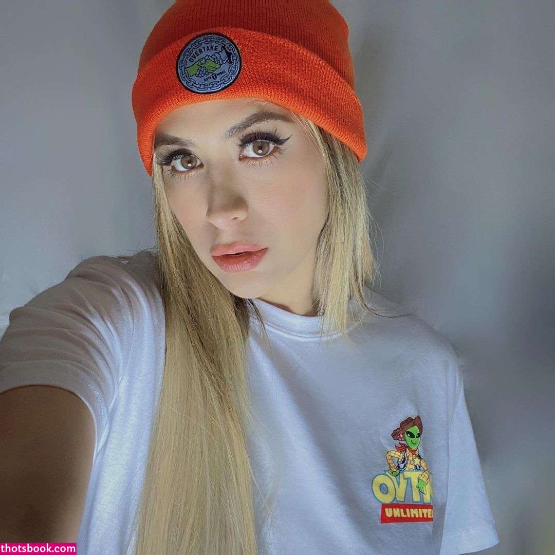 Fatima Segovia Photo #14