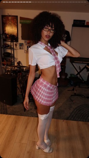 Megan Botnick Photo #5