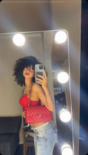 Megan Botnick Photo #10