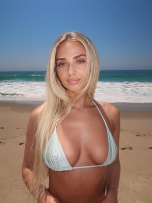 Alexa Adams Post #1