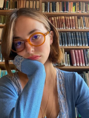 Amelie Manzoli Post #32