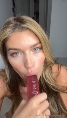 Hayley Maxfield Post #135