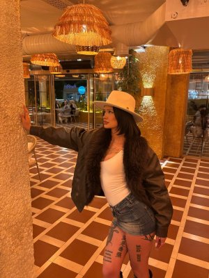 Gamze Özmen Photo #12