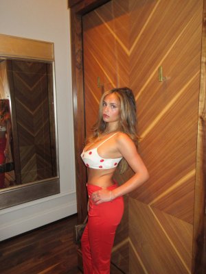 Sarabella Harris