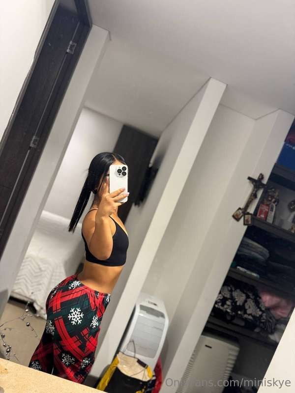 miniskye Photo #1
