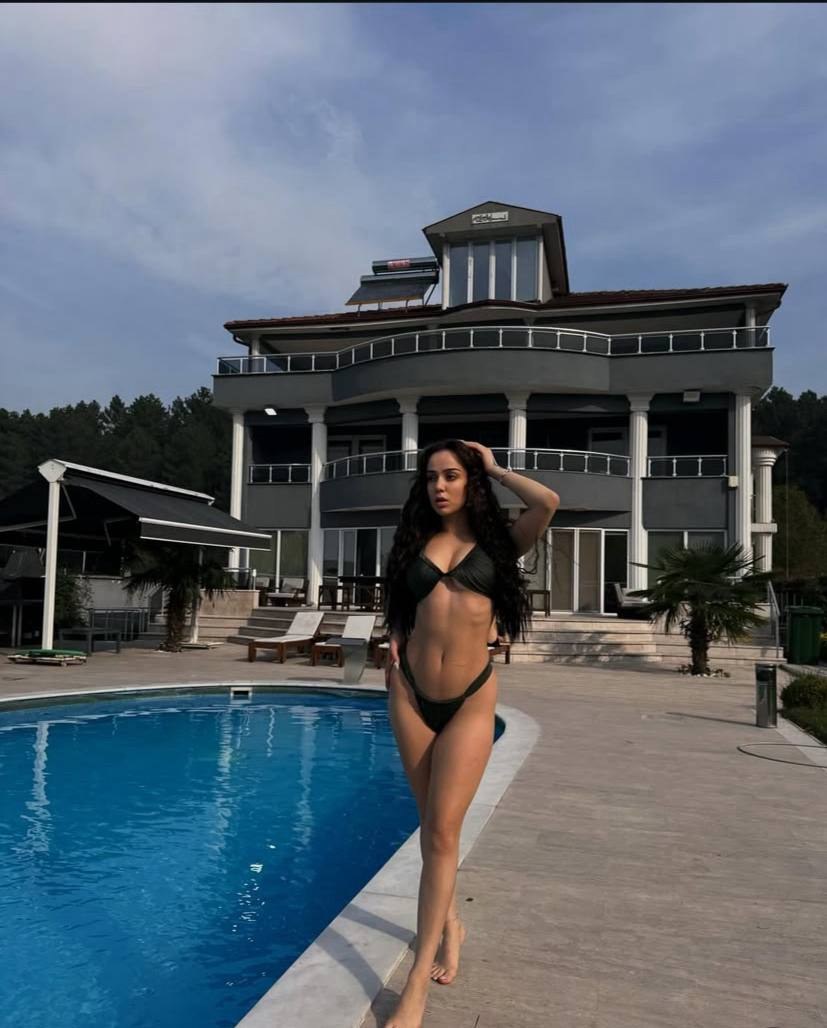 Nurseli Aksoy Photo #21