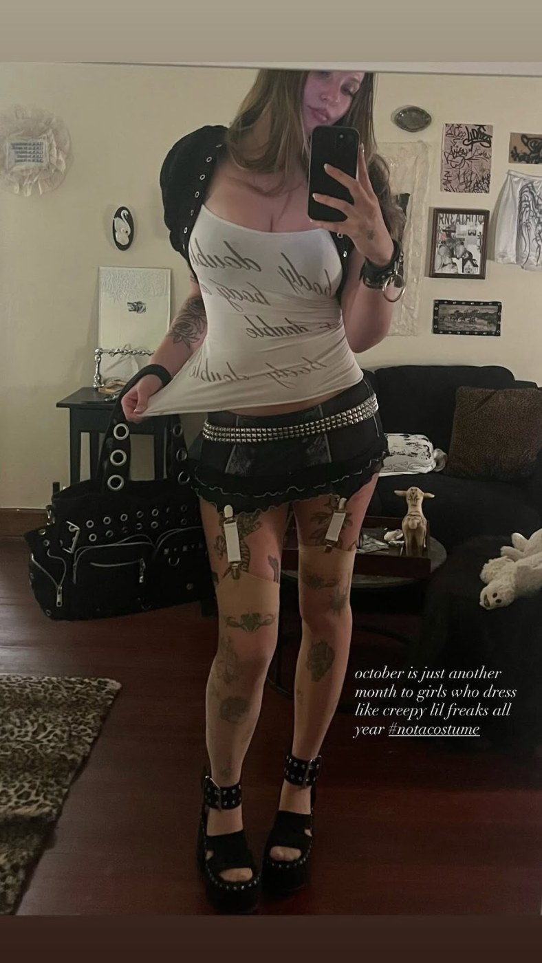 Abby Drake Photo #17