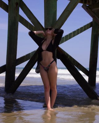 Kylie Stover Photo #5