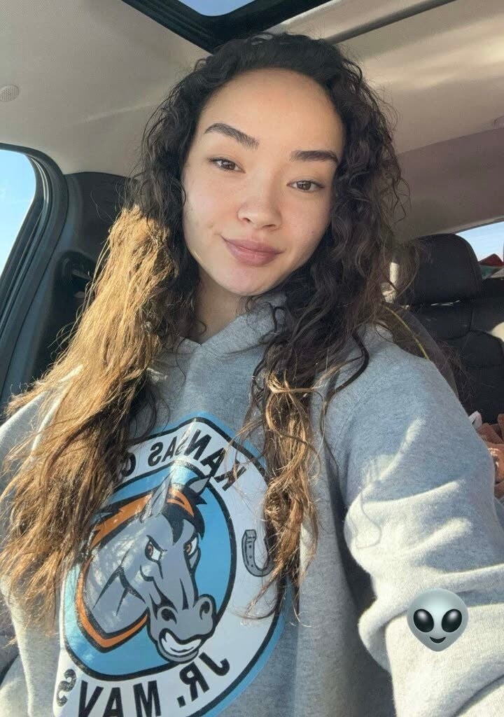 Devorah Ozburn Photo #24