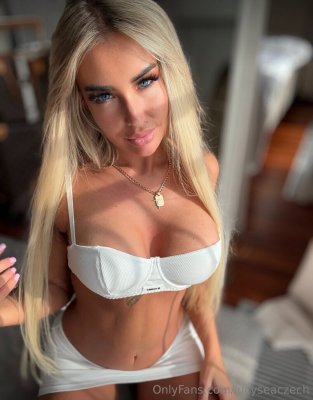 Lucy Sea Photo #4