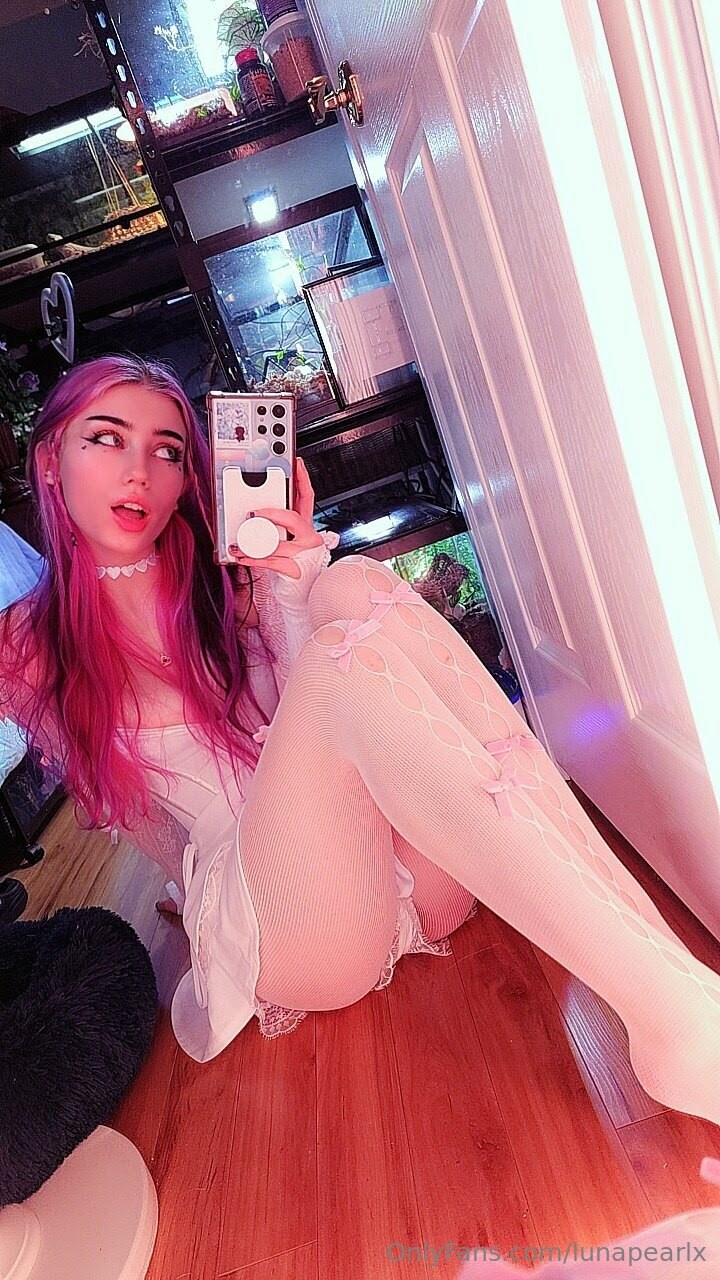 lunapearlx Photo #27