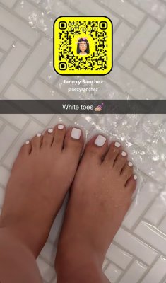 Janexy Sanchez Post #10
