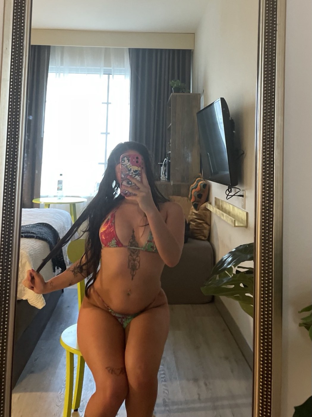 jjuicybrat Photo #4