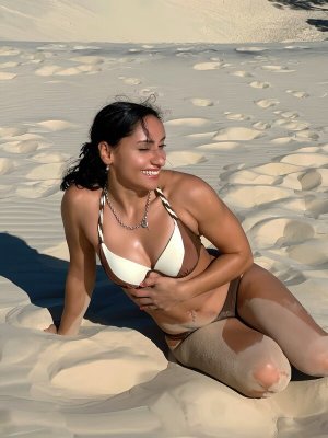 Violeta Dee Photo #6