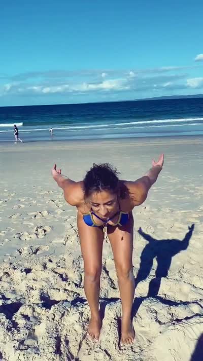 Violeta Dee Video #107