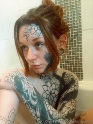 amberrorchid Photo #12