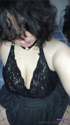 Annie Zetta Photo #10