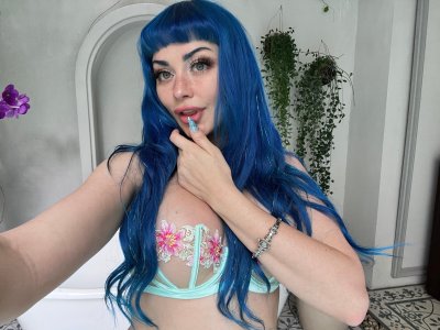 Jewelzblu