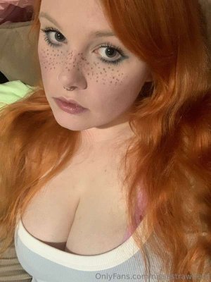 nissastrawberri Photo #5