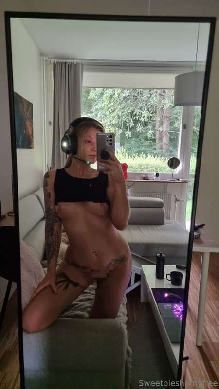 sweetpieshornyfree Photo #13