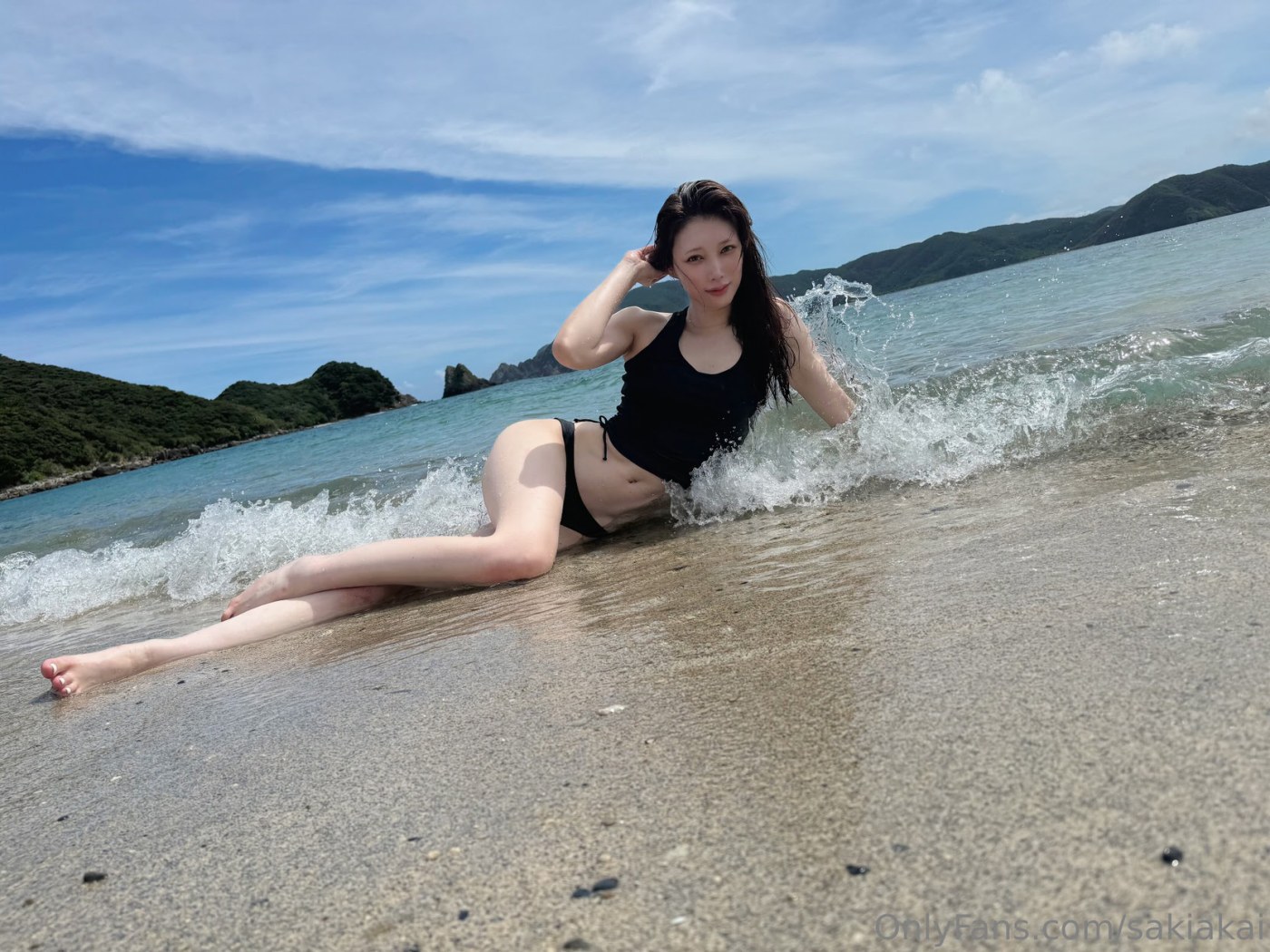 Saki Akai Photo #28