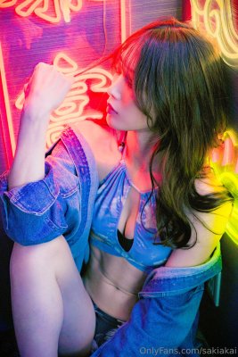 Saki Akai Photo #39