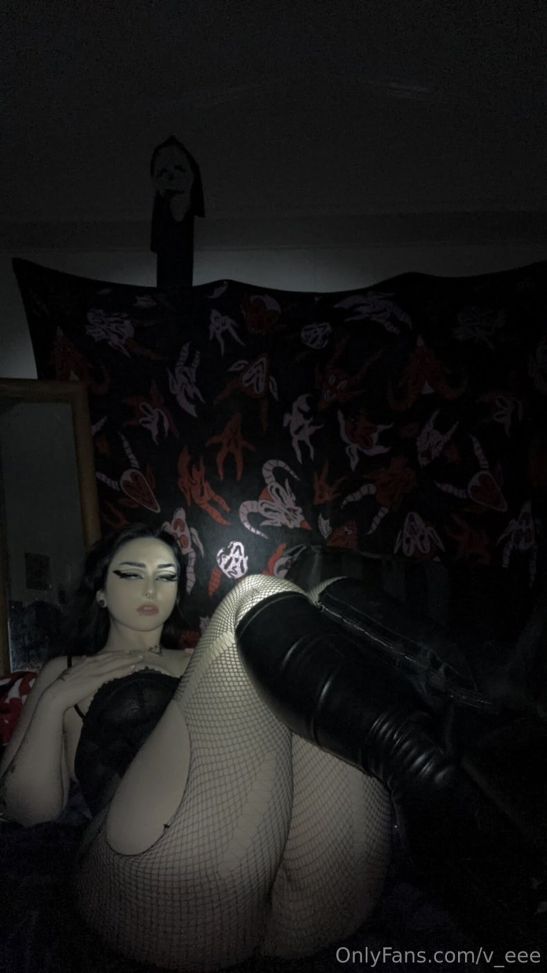vada elizabeth Photo #2