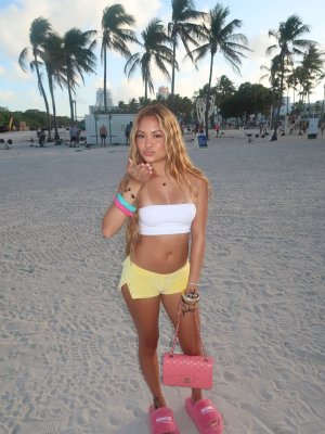 Vanessa Anne Williams Photo #14