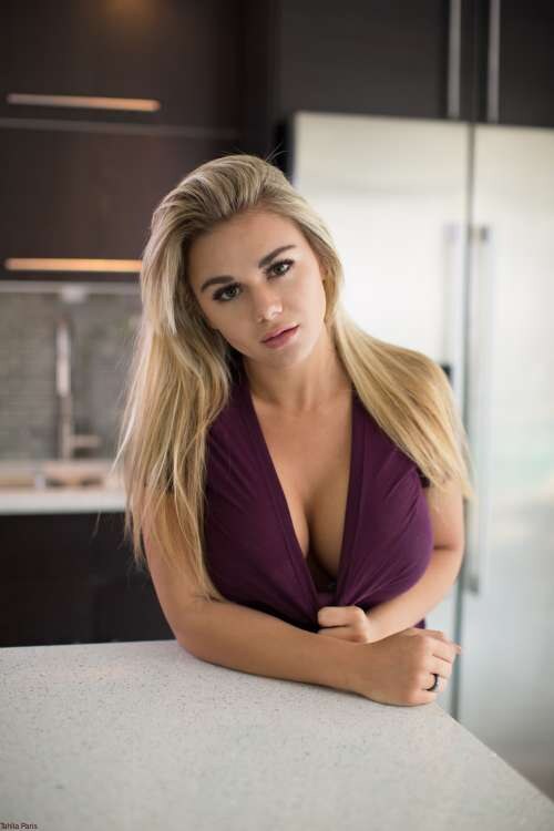 Tahlia Paris Post #1