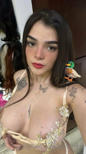 Karely Ruiz Photo #225