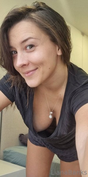 Liana Banks Photo #166