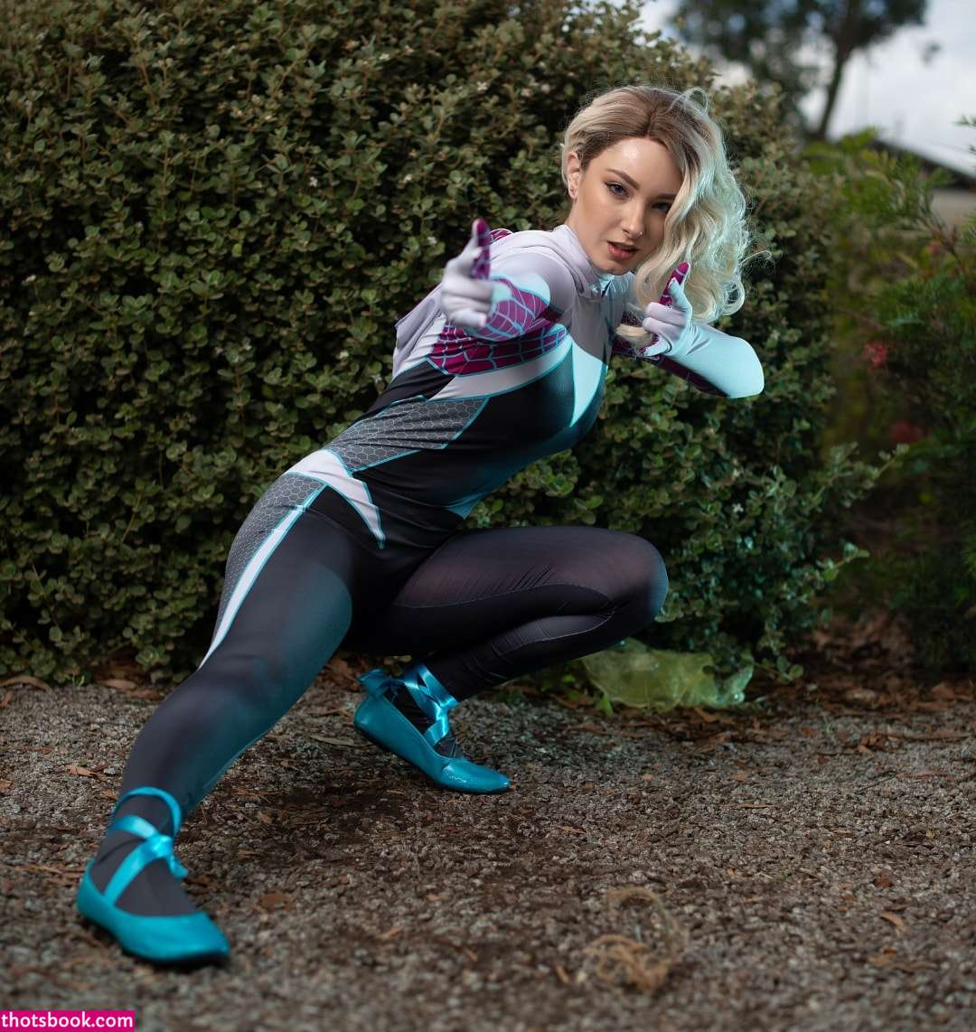 Fallcosplay Photo #31