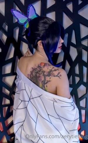 Aery Tiefling Photo #383