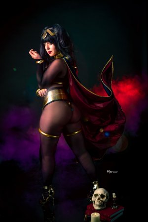 Anya Braddock Post #33