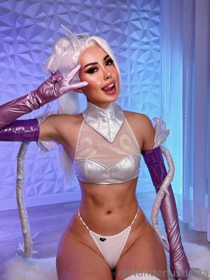 Wanderlustluca Photo #127