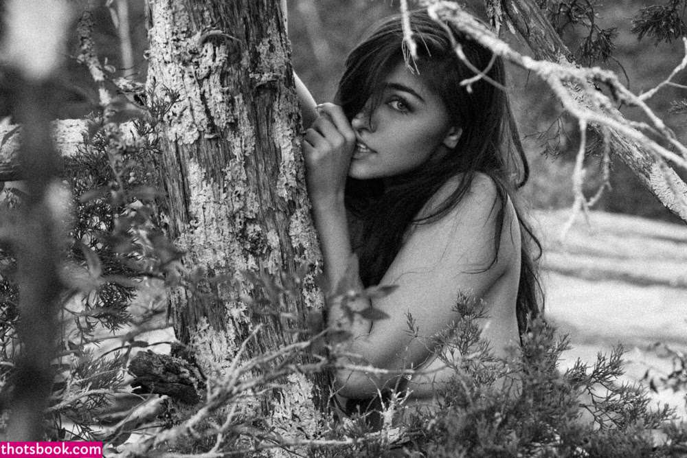 Emily Rinaudo Photo #113