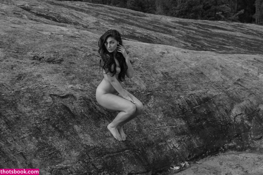 Emily Rinaudo Photo #152