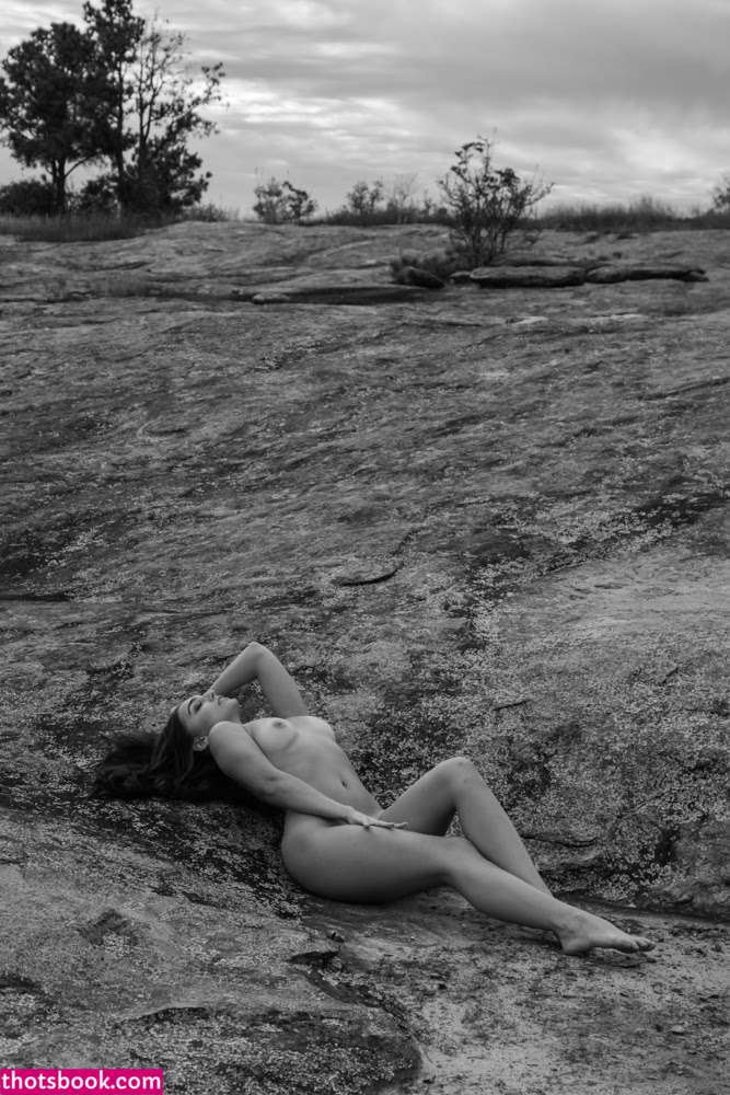 Emily Rinaudo Photo #200