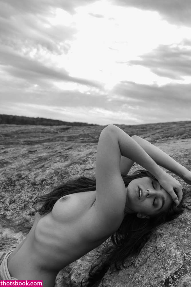 Emily Rinaudo Photo #201