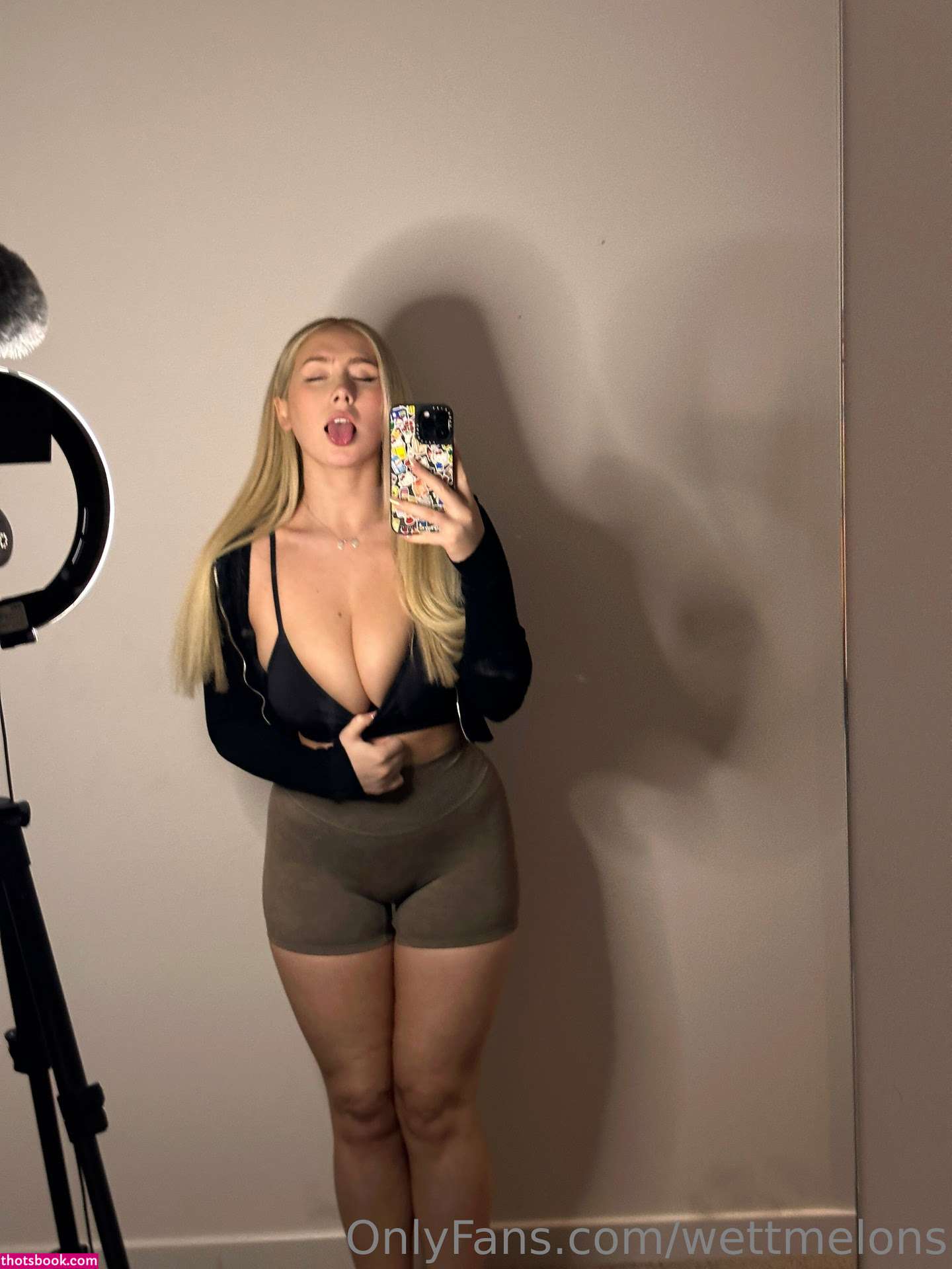 Meg Turney Photo #692