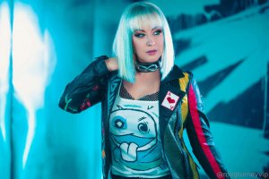 Meg Turney Photo #710