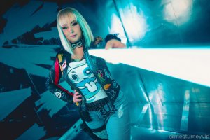 Meg Turney Photo #711