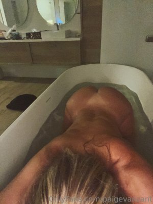 Paige Vanzant Photo #114