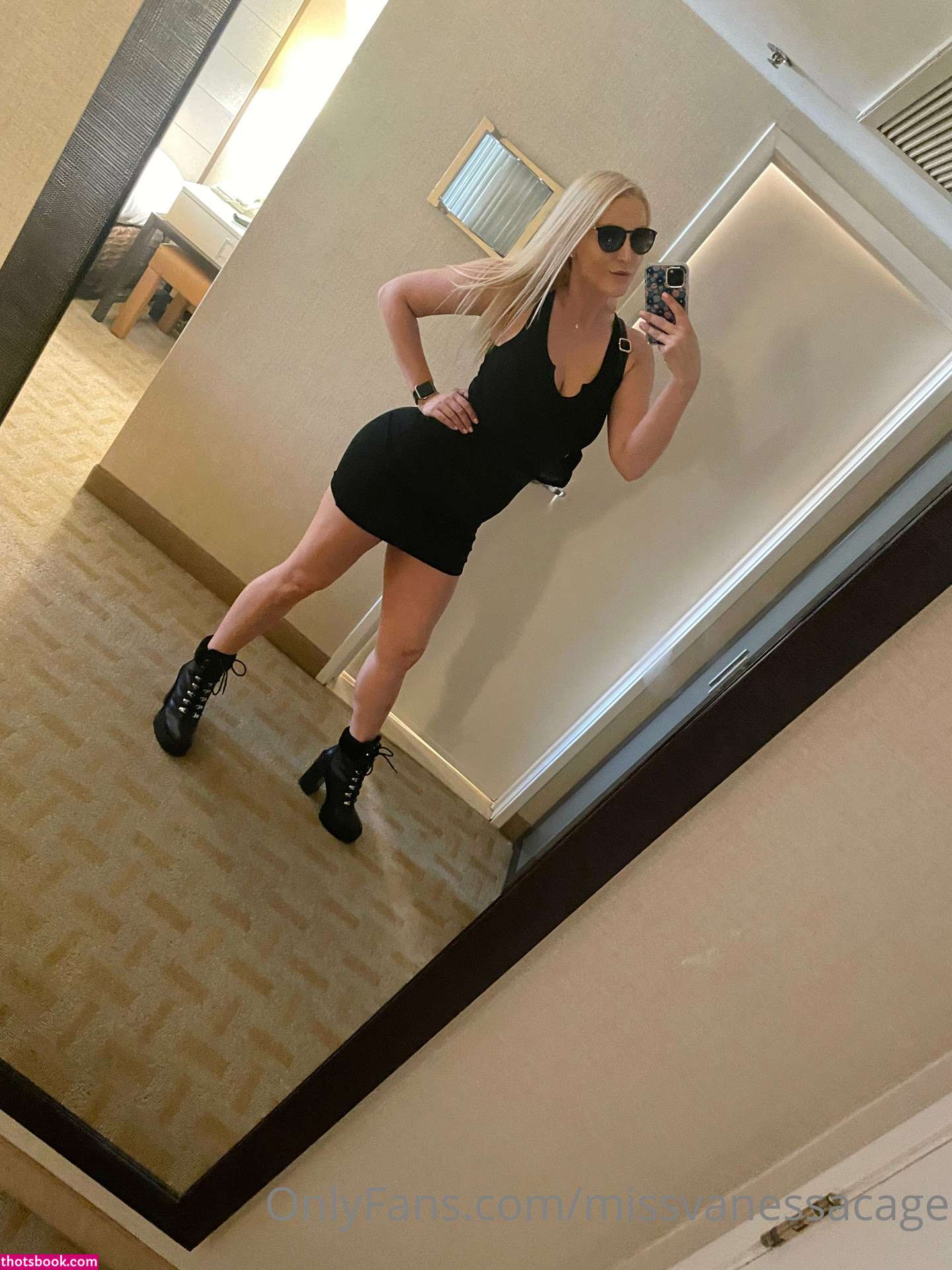 Vanessa Cage Photo #92