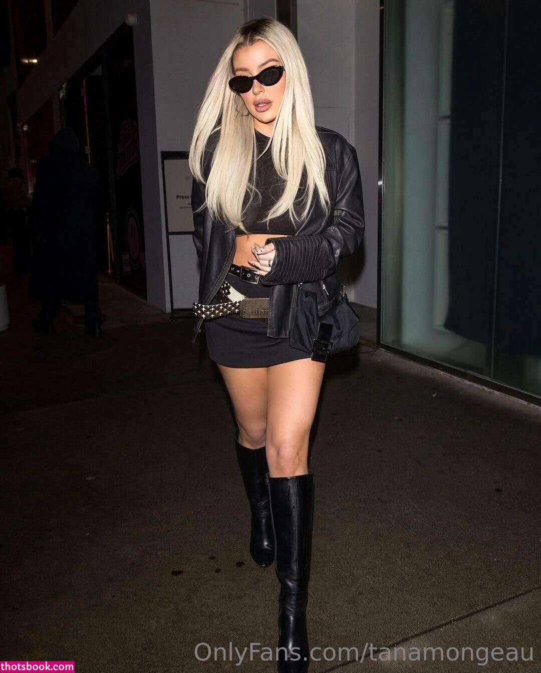Tana Mongeau Photo #78