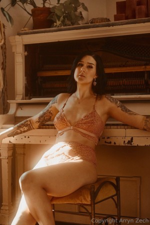 Arryn Zech Photo #348