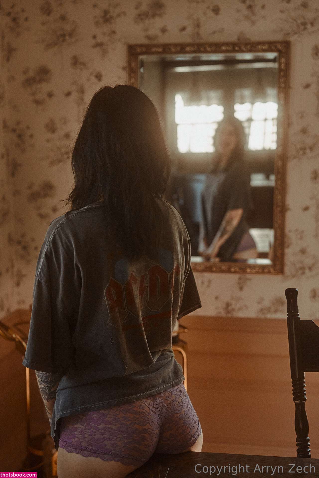 Arryn Zech Photo #379