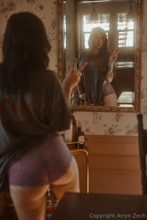 Arryn Zech Photo #375