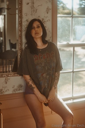 Arryn Zech Photo #387